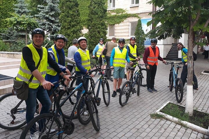 Private Chisinau Bike Tour: 3-Hour Guided Ride Through Moldova’s Capital photo 3