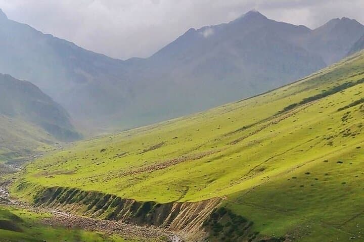 Tarsar Marsar Trek: 6-Day High-Altitude Lakes Trek Near Srinagar photo 2
