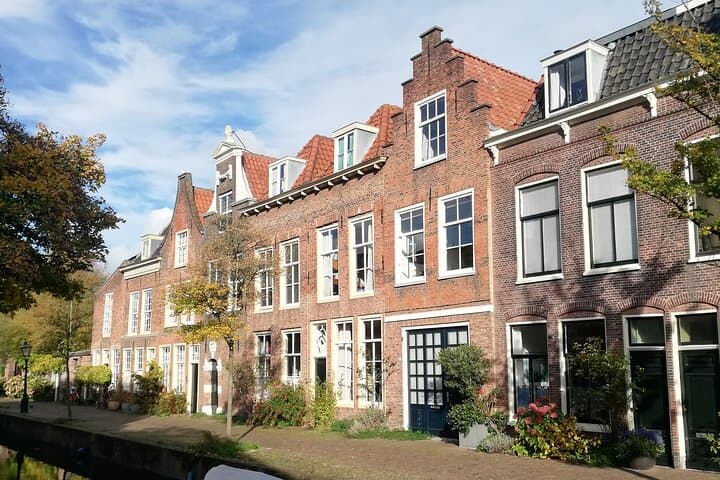 Leiden Schnipseljagd: Self-Guided City Trail for History, Art & Hidden Hofjes photo 4