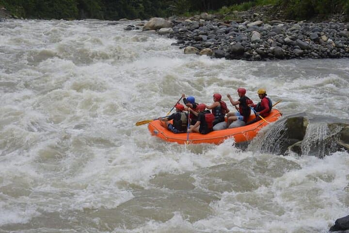 Upper Pastaza River Rafting — Class III–IV Adventure From Baños photo 4