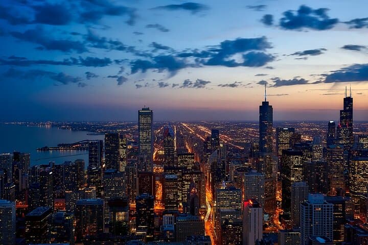 Chicago Night Driving Tour: Skydeck Views, River Cruise & Millennium Park After Dark photo 3