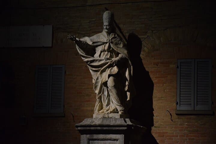 Urbino Walking Tour: 2-Hour Renaissance Highlights & Local Tastes photo 4