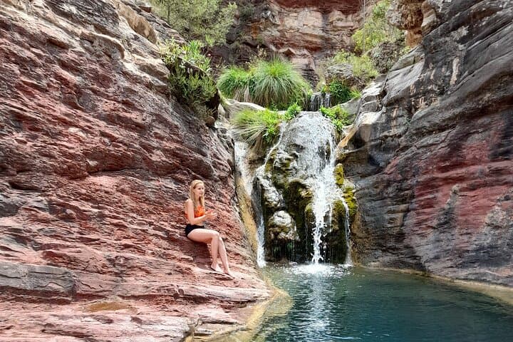 El Pozo Negro: Valencia's Deepest Natural Pool in Sierra de Espadán