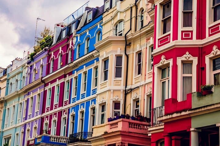 Romantic Notting Hill Self-Guided Love Story Puzzle Walk in London