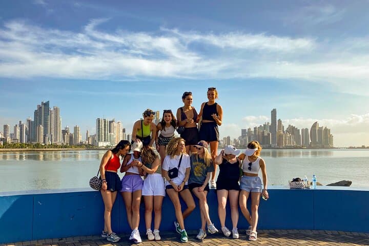 Panama City Bike Tour: Ride Cinta Costera & Casco Viejo in 2–3 Hours photo 3