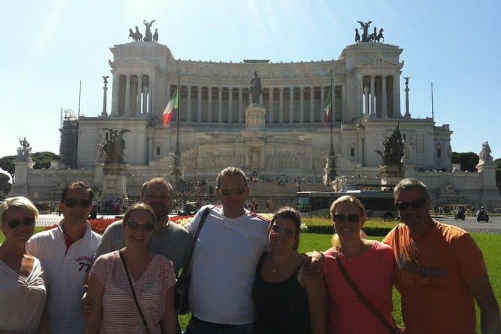 Ancient Rome Treasure Hunt: Colosseum & Roman Forum Team-Building Adventure photo 6