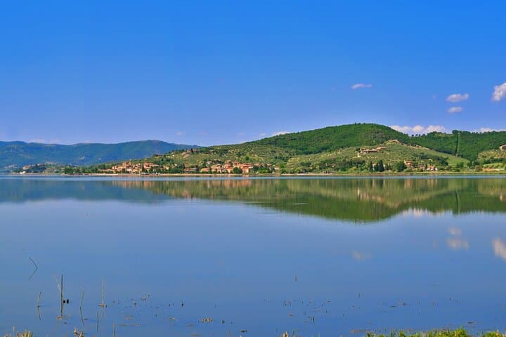 Sunset Boat Ride on Lake Trasimeno with Aperitif or Dinner photo 3