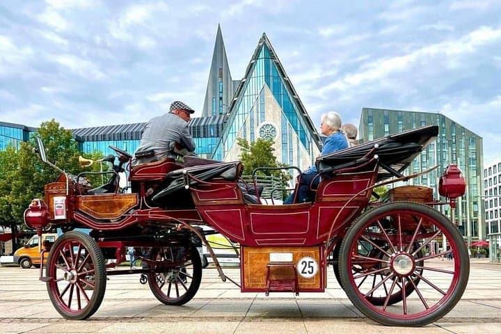 Leipzig Electric Carriage City Tour — 60-Minute Sustainable Guided Sightseeing photo 2