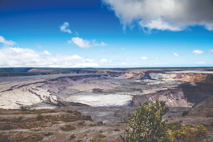 Exploring Hawaii Volcanoes National Park: A Hilo Sightseeing Adventure photo 5