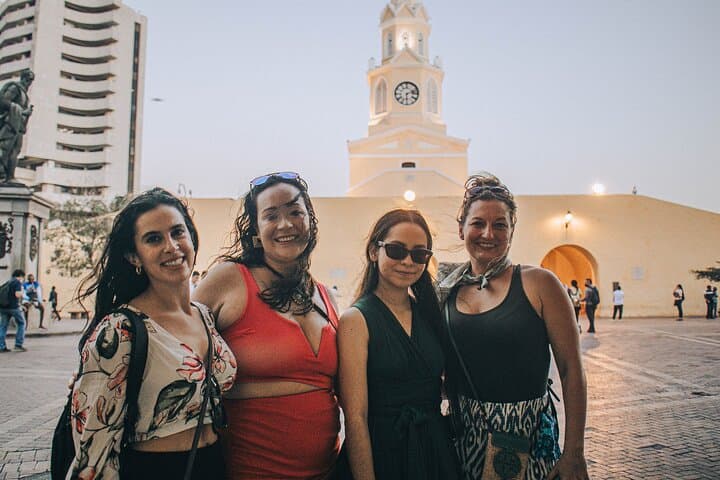 Cartagena Pub Crawl: Last Call Night Tour of Bars, Rooftops & Getsemaní Vibes photo 5