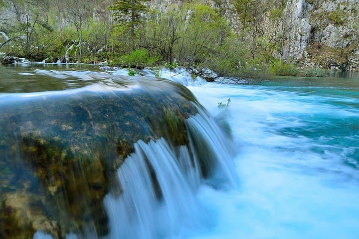 Full-Day Private Tour to Plitvice Lakes from Zadar: Hike, Boat & Waterfalls photo 3