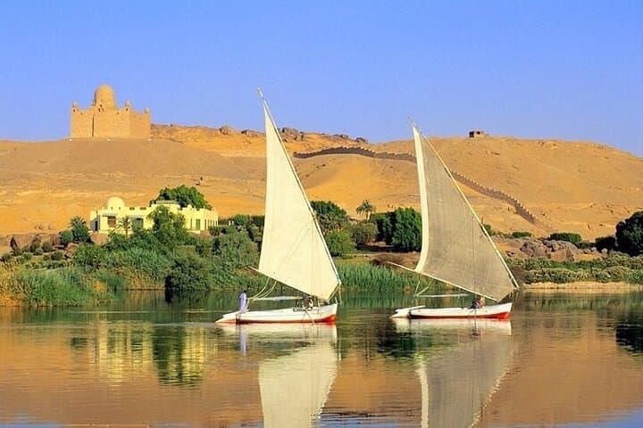 4-Day Nile Cruise from Aswan to Luxor: Temples, Tombs & River Views