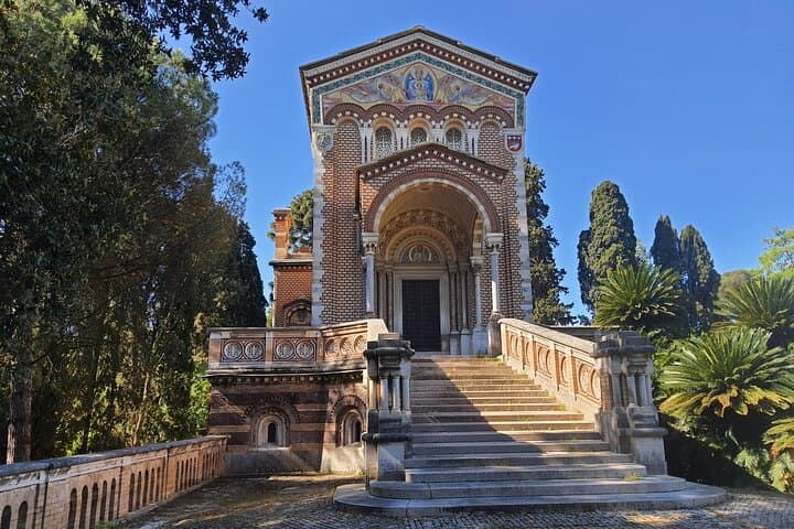 Janiculum Hill & Villa Pamphili: Rome Panoramic Walking Tour photo 2