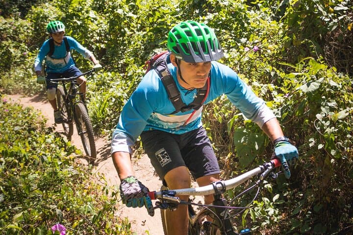 Sayulita Jungle Singletrack: Guided Mountain Bike Tours from Beach to Summit photo 6