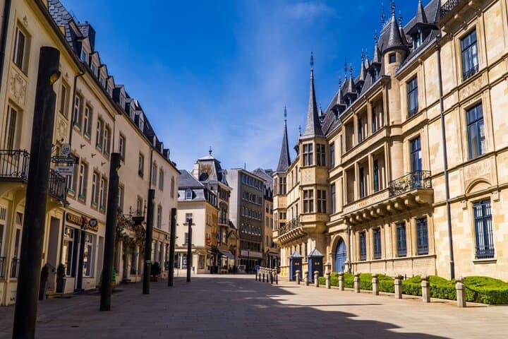 Luxembourg City Romantic Game: Self-Guided Walking Tour & Scavenger Hunt photo 5
