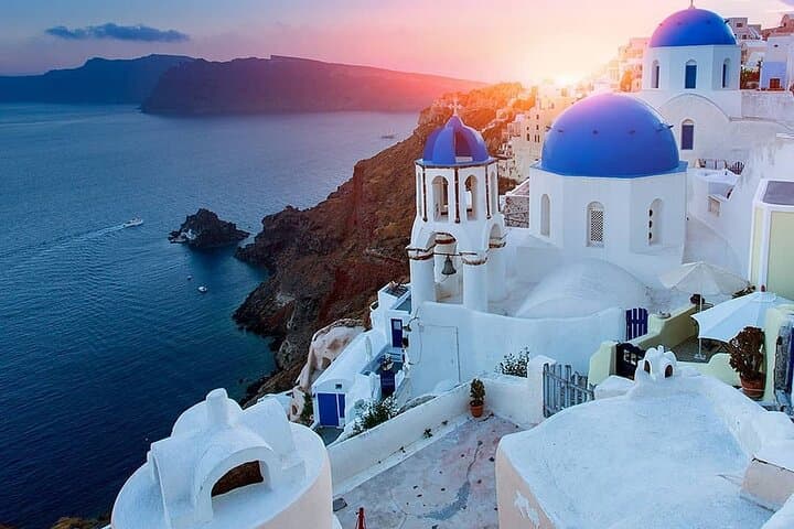 Private 4-Hour Custom Santorini Tour: Oia, Imerovigli & Wine Tasting