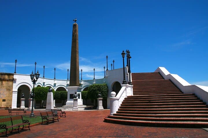 Panama City Full-Day Sightseeing & Miraflores Canal Tour with Private Guide photo 3