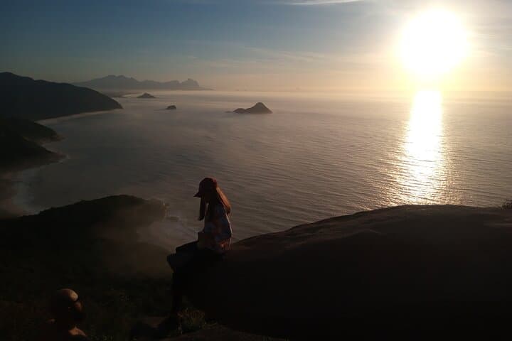 Sunrise at Telegraph Rock: Early-Morning Hike & Secluded Beaches in Rio de Janeiro photo 4