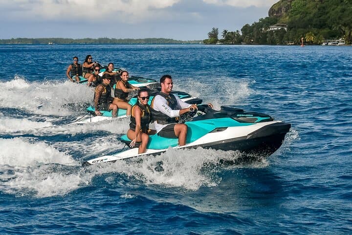 Jet Ski the Bora Bora Lagoon: Island Tour to Mount Otemanu & Motu Stops photo 3