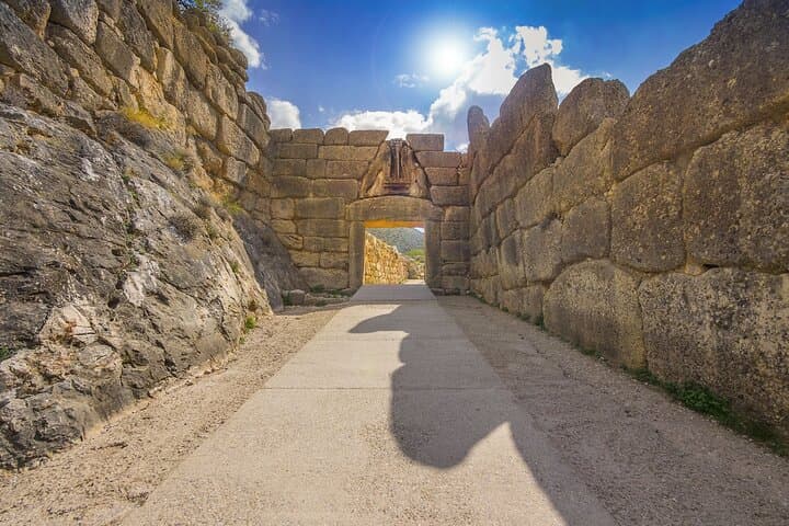 5-Day Athens Mythology Tour: Acropolis, Delphi, Mycenae & Corinth photo 6