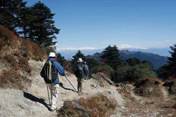 Dagala Thousand Lakes Trek: 10-Day High-Altitude Trek from Paro to Thimphu photo 1