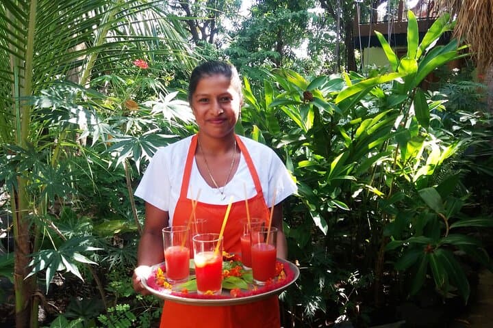 Zopango Island Private Day Trip: Kayak, Swim & Fish BBQ on Lake Nicaragua photo 3