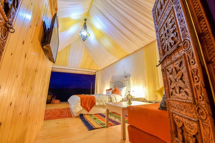 Overnight Agafay Desert Camp with 1‑Hour Quad Ride from Marrakech