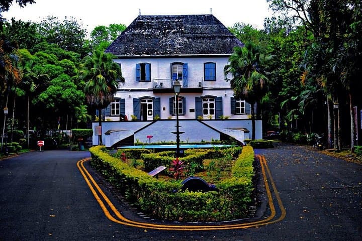 Quad Through Mauritius' Wild East: Pont Naturel, Mahebourg & Blue Bay Day Tour photo 3