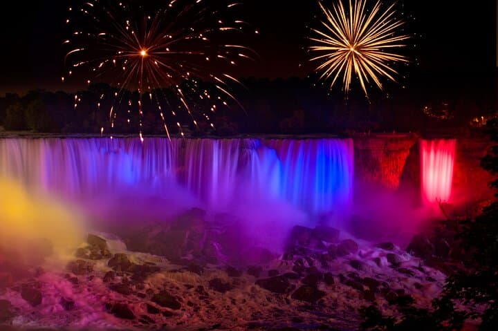 Night Lights at Niagara Falls: Guided Walking Tour of Illuminated Cascades photo 1