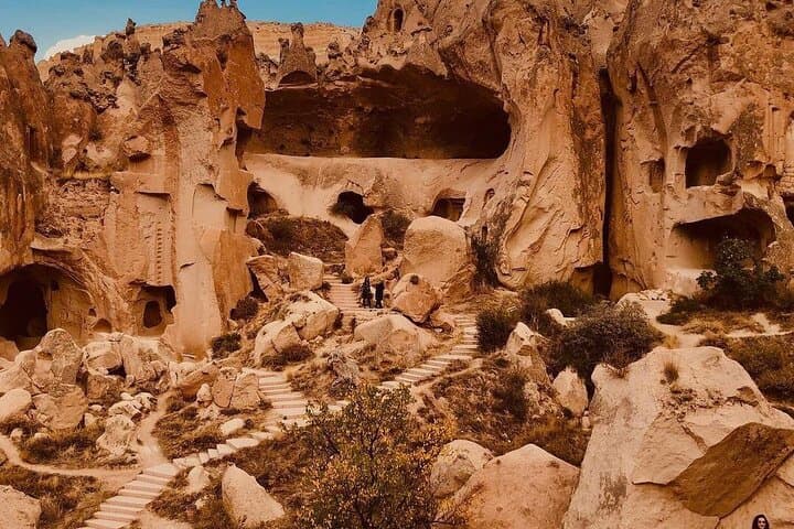 Cappadocia Red Tour: Göreme Open-Air Museum, Uçhisar & Pasabağ Day Trip