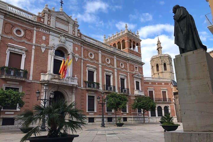 Glide Through Valencia's Old Town: Private 75-Min Segway Tour photo 6
