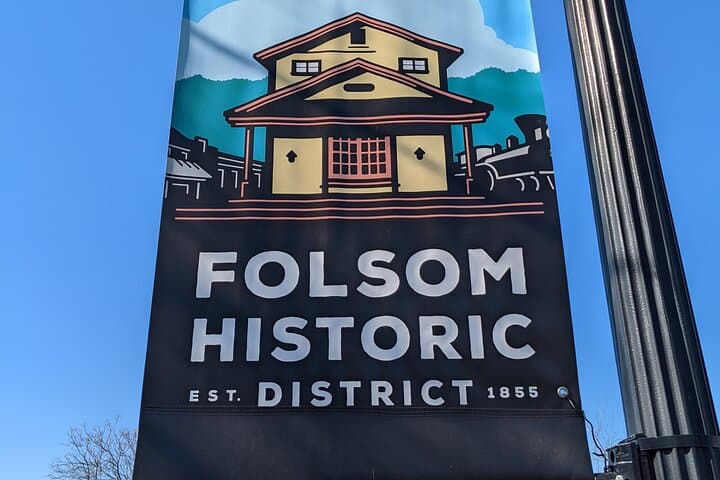 Folsom Scavenger Hunt: Self-Guided Walking Tour & Puzzle Game