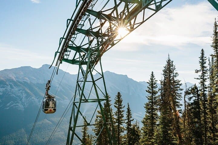 Rocky Mountaineer 6-Day Vancouver to Rockies Train Tour — Banff, Jasper & Icefields Parkway photo 6