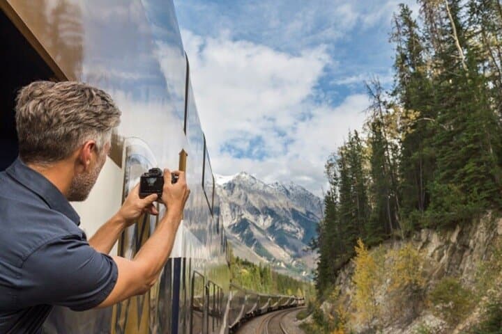 Rocky Mountaineer 6-Day Vancouver to Rockies Train Tour — Banff, Jasper & Icefields Parkway