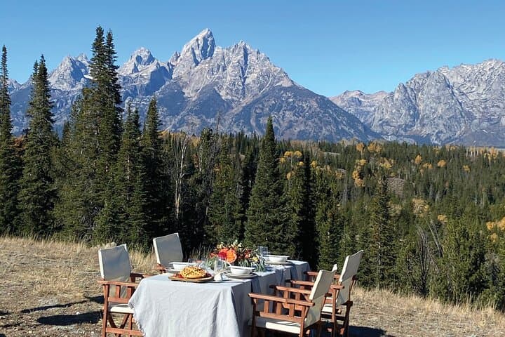 Sunset Wildlife Dinner Safari in Grand Teton: Private Evening Tour from Jackson photo 3