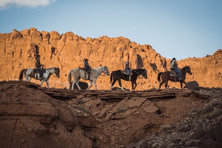 Capitol Reef 2-Hour Horseback Ride — Guided Trail Ride from Torrey, Utah photo 2