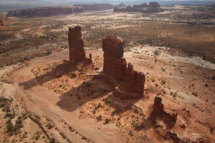 Corona Arch Canyon Run Helicopter Tour: 20-Minute Moab Aerial Flight photo 2