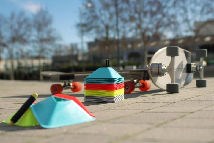Surfskate Class in Ibiza (Eivissa) — 75‑Minute Surf Training on Land