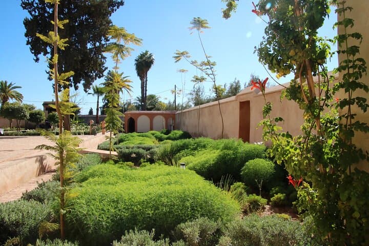 Marrakech Gardens Tour: Koutoubia, Menara & Secret Gardens in 3 Hours photo 6