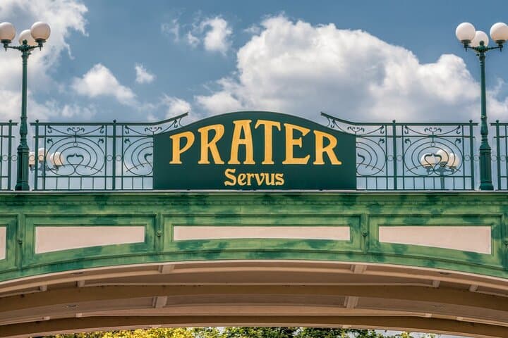 Vienna Wurstelprater Exploration Game: Interactive Prater Treasure Hunt photo 5