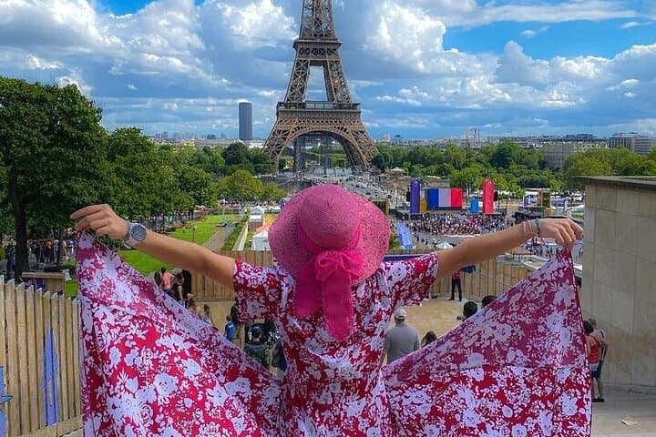 Layover in Paris: Private 4–5 Hour Customized City Tour with Driver-Guide photo 6