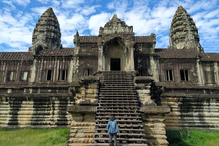 Angkor Highlights: 5-Day Siem Reap Historical Tour to Angkor Temples photo 3