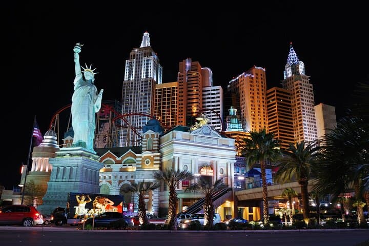 Las Vegas Strip Past & Present Glory: Self-Guided Puzzle Walking Adventure photo 3