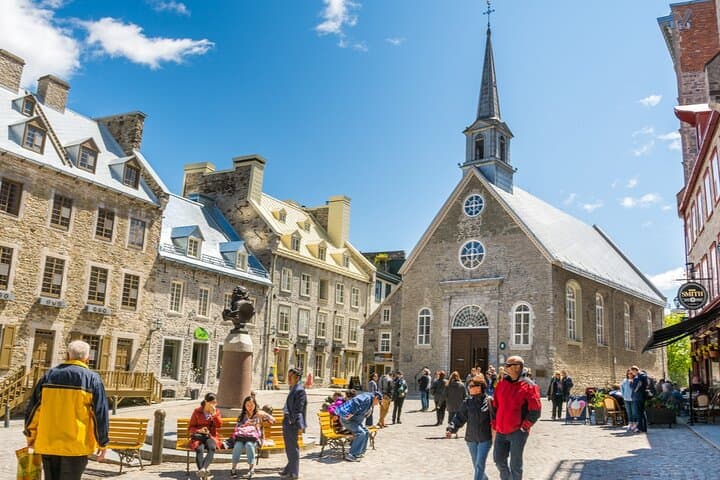 Old Town Quebec Secrets: Self-Guided Exploration Game & Historic Walking Tour