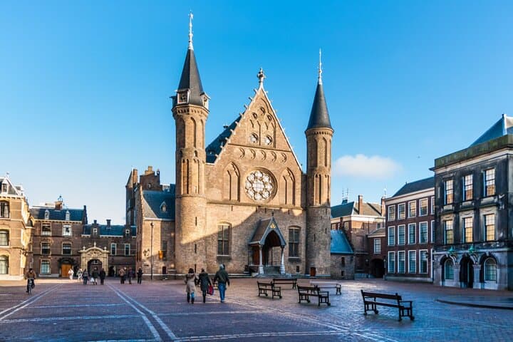 Hague Old Town Exploration Game: Self-Guided Royal & Medieval Sights photo 5