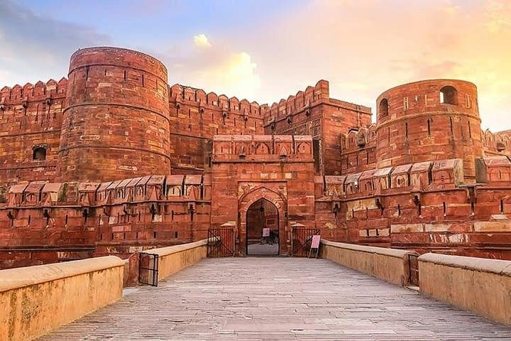 Art Tour of Agra: Taj Mahal, Agra Fort & Artisan Workshops photo 2