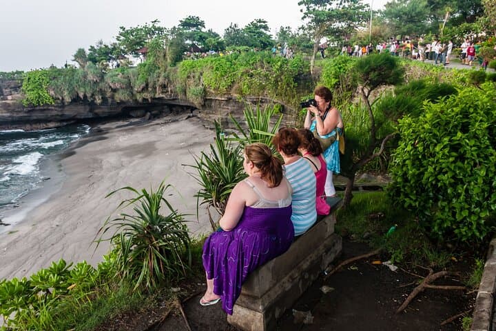 Tanah Lot to Uluwatu: Private Sunset Tour & Kecak Dance in Bali photo 4