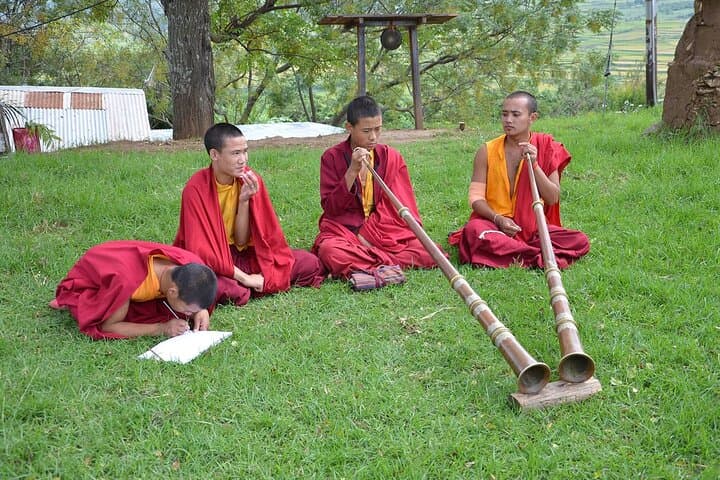 Bhutan 10-Day In-Depth Culture and Nature Tour photo 6