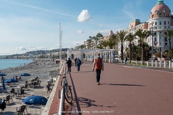 Private Half-Day Driving Tour of Nice: Promenade, Mont Boron & Cimiez photo 3
