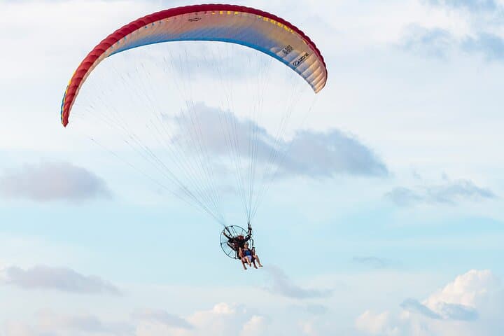 Paramotor Flight Over Praia do Futuro: Smooth Aerial Rides in Fortaleza photo 4